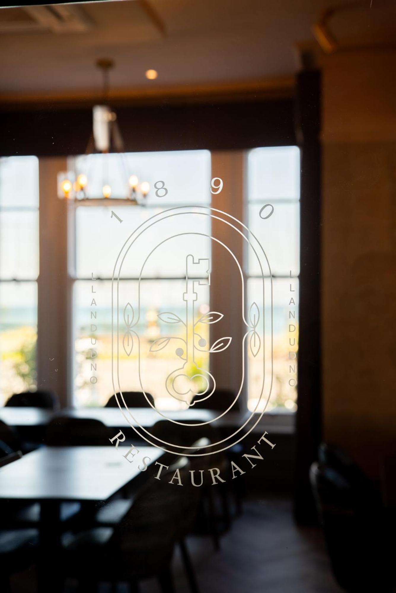 The Cae Mor Hotel Llandudno Ngoại thất bức ảnh